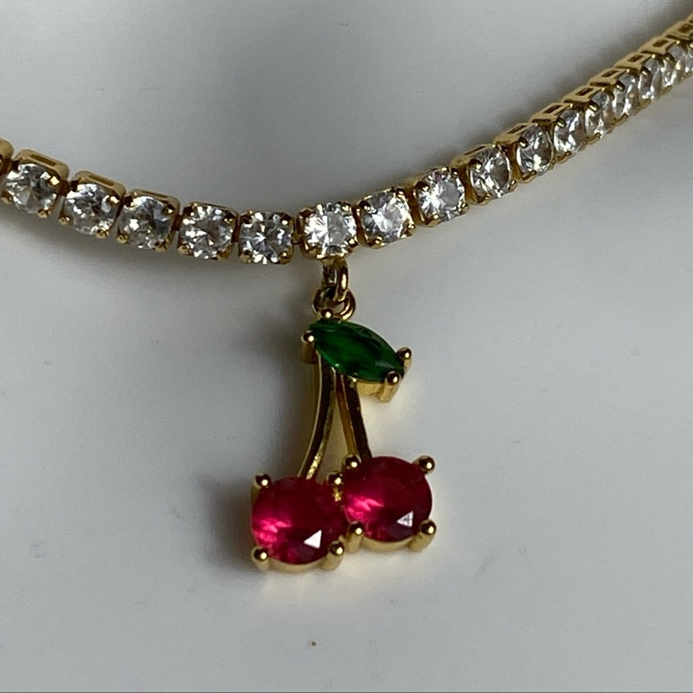 Hey Maeve Tennis Necklace 18K gold-plated cubic zirconia - Picture 3 of 9